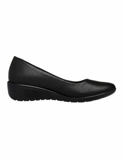 Hush Puppies Dylan Black Leather Pumps