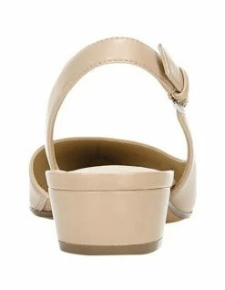 Naturalizer Banks Beige Leather Low Heeled Pumps 6 Naturalizer Banks Beige Leather Low Heeled Pumps -Deals Shoes Store 760631680 3 720x928