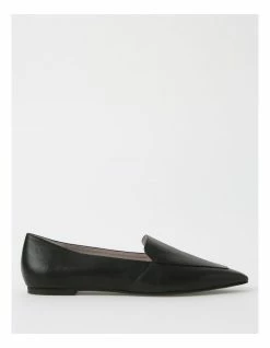 Basque Charlie Black Leather Flats