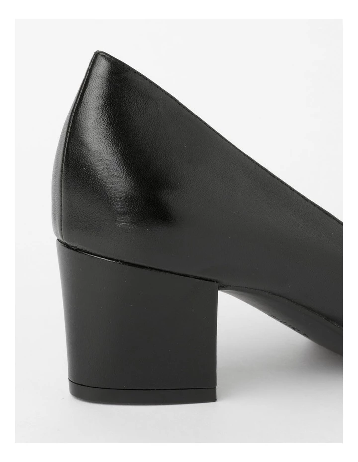 Naturalizer Mali Black Leather Block Heel Shoes 4 Naturalizer Mali Black Leather Block Heel Shoes - Image 4