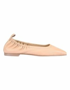 Siren Ripley Camel Leather Slip-on Flats