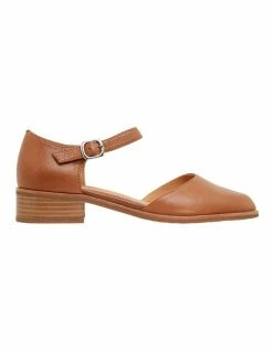 Easy Steps Jesinta Cognac Glove Flat Shoes