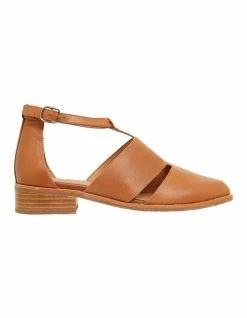 Easy Steps Jocelyn Cognac Glove Flat Shoes