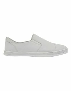 Easy Steps Wise White Glove Sneakers
