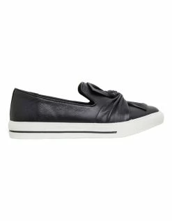 Sandler Talia Black Glove Sneakers
