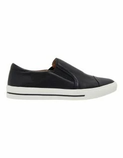 Sandler Tandem Black Glove Sneakers