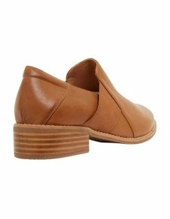 Easy Steps Baron Mid Brown Glove Flat Shoes 10 Easy Steps Baron Mid Brown Glove Flat Shoes -Deals Shoes Store 827685460 4 720x928