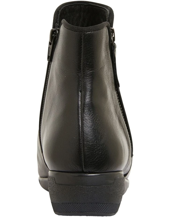 Easy Steps Hayden Black Glove Boots 5 Easy Steps Hayden Black Glove Boots - Image 5