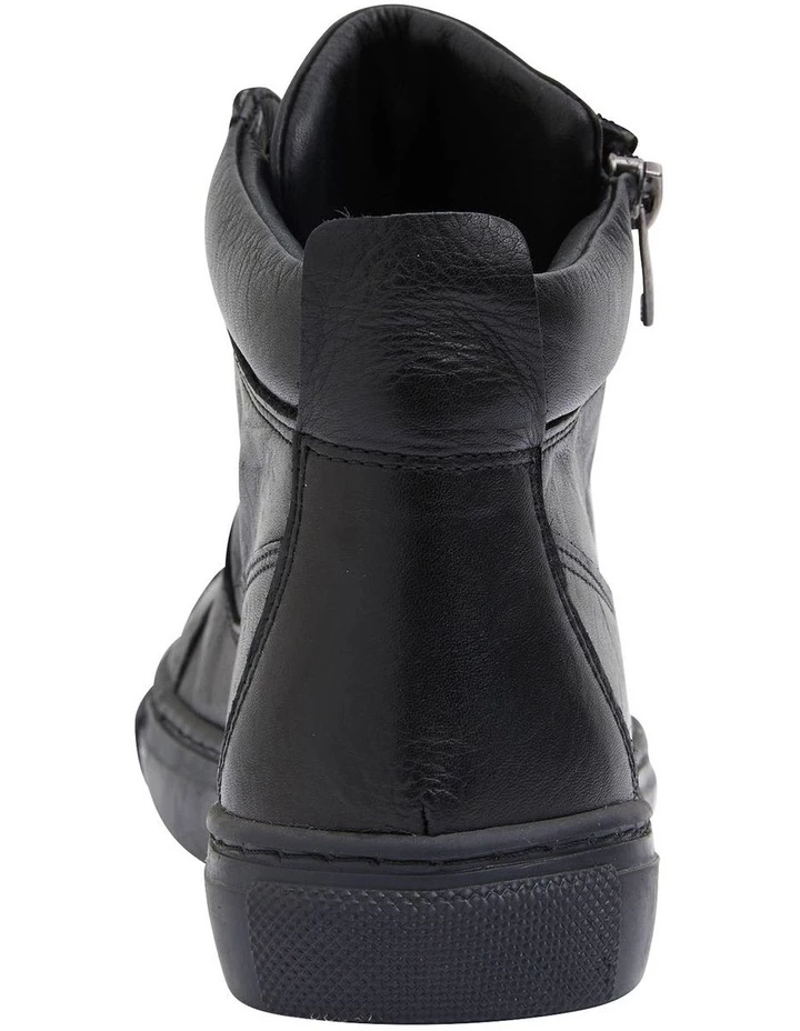Easy Steps Wagner Black Glove Boots 6 Easy Steps Wagner Black Glove Boots - Image 6