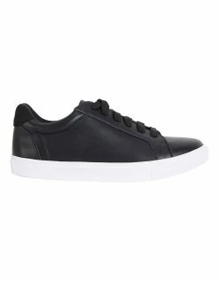 Sandler Serena Black Glove Sneaker