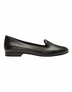 Sandler Usher Black Glove Flat Shoes