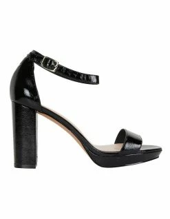 Jane Debster Lush Black Crinkle Patent Sandals