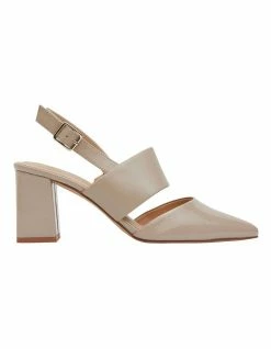 Sandler Kitson Nude Patent /Glove Heeled Shoes