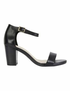 Sandler Beyond Black Glove Sandals