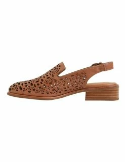 Sandler Scribe Tan Glove Flat Shoes