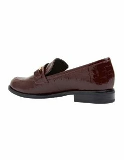 Sandler Paragon Burgundy Patent Croc Flat Shoes -Deals Shoes Store 830584900 7 720x928