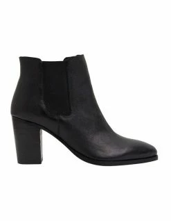 Sandler Neddy Black Glove Boots