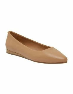 Sandler Laura Camel Glove Flat Shoes