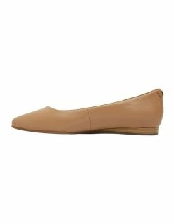 Sandler Laura Camel Glove Flat Shoes -Deals Shoes Store 830633320 3 720x928