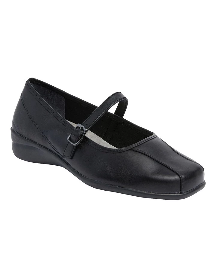 Wide Steps Brianna Black Glove Flat Shoes 2 Wide Steps Brianna Black Glove Flat Shoes - Image 2