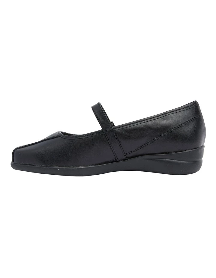 Wide Steps Brianna Black Glove Flat Shoes 3 Wide Steps Brianna Black Glove Flat Shoes - Image 3