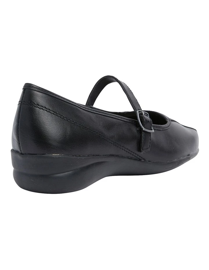 Wide Steps Brianna Black Glove Flat Shoes 4 Wide Steps Brianna Black Glove Flat Shoes - Image 4