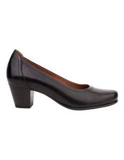 Wide Steps Cyrus Black Glove Heeled Shoes
