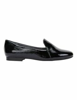 Wide Steps Castle Black Crinkle Patent Flat Shoes