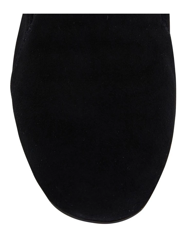 Wide Steps Castle Black Suede Flat Shoes 7 Wide Steps Castle Black Suede Flat Shoes - Image 7