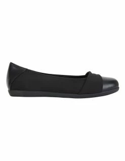 Wide Steps Fenton Black Glove/Fabric Flat Shoes