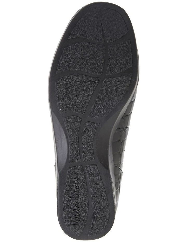 Wide Steps Verse Black Patent Croc Flat Shoes 6 Wide Steps Verse Black Patent Croc Flat Shoes - Image 6