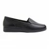 Wide Steps Verse Black Glove Flat Shoes
