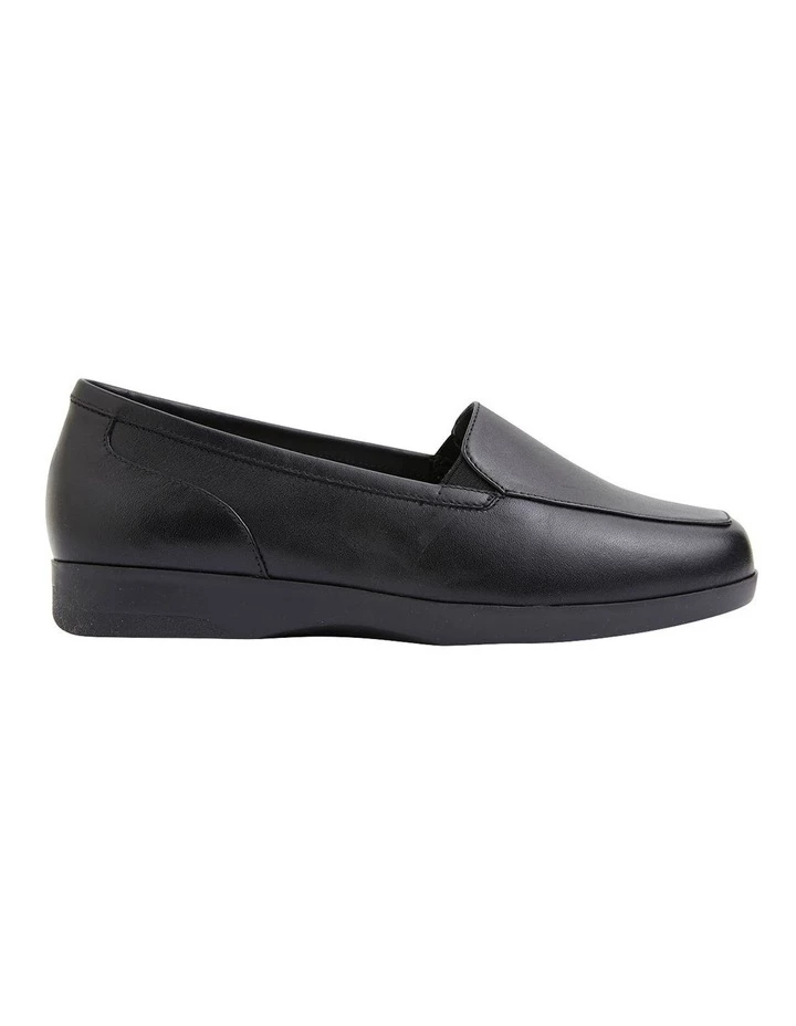 Wide Steps Verse Black Glove Flat Shoes 1 Wide Steps Verse Black Glove Flat Shoes