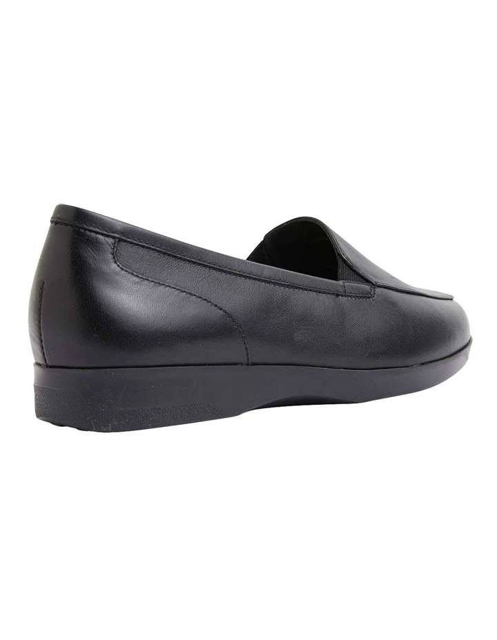 Wide Steps Verse Black Glove Flat Shoes 4 Wide Steps Verse Black Glove Flat Shoes - Image 4
