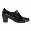 Wide Steps Harris Black Croc/Elastic Shoes