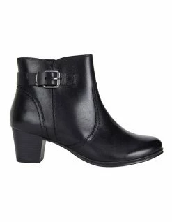 Wide Steps Mascot Black Glove Boot