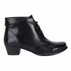 Wide Steps Driver Black Glove Boot