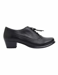 Wide Steps Damian Black Glove Shoes