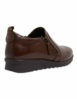 Wide Steps Noble Brown Glove Sneaker -Deals Shoes Store 830724400 4 720x928