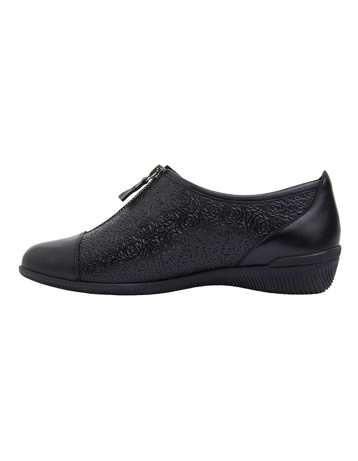Wide Steps Wiley Black Glove Flat Shoes 3 Wide Steps Wiley Black Glove Flat Shoes - Image 3