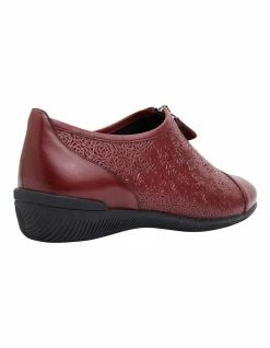 Wide Steps Wiley Red Glove Flat Shoes 10 Wide Steps Wiley Red Glove Flat Shoes -Deals Shoes Store 830725030 4 720x928