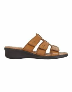 Wide Steps Pamela Cognac Glove Sandal