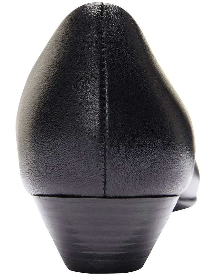 Easy Steps Regal Black Glove Heeled Shoes 5 Easy Steps Regal Black Glove Heeled Shoes - Image 5