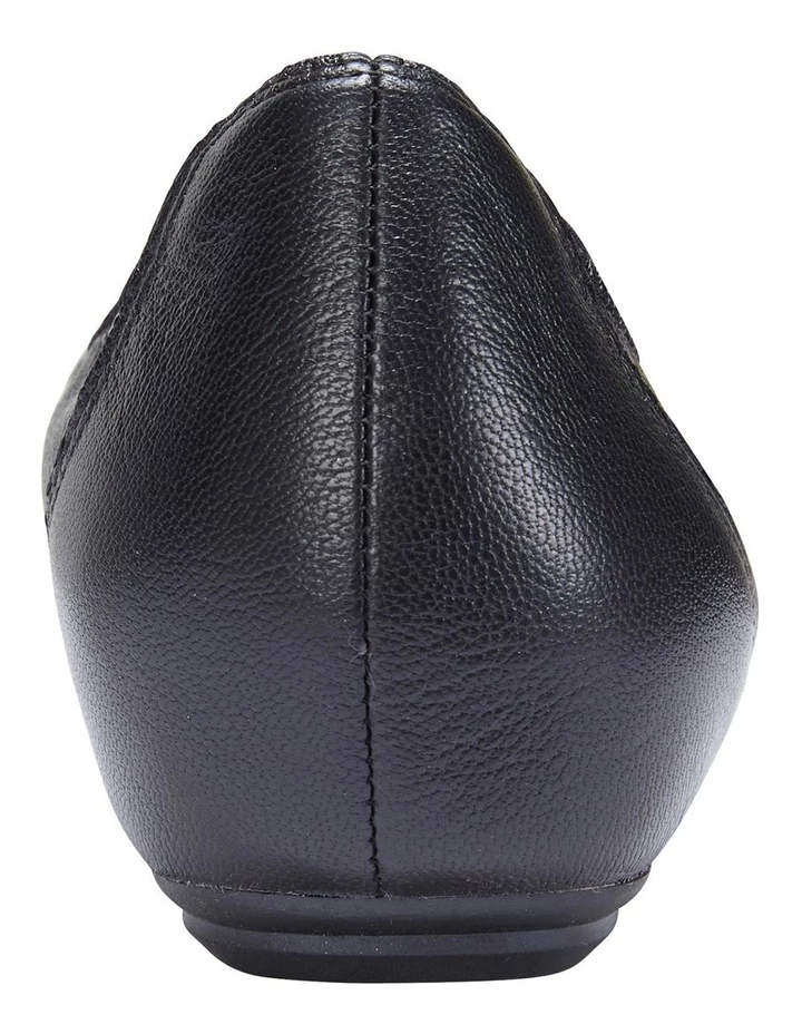 Easy Steps Pamper Black Glove Flat Shoes 6 Easy Steps Pamper Black Glove Flat Shoes - Image 6