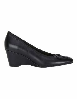 Easy Steps Manor Black Glove Heeled Shoes