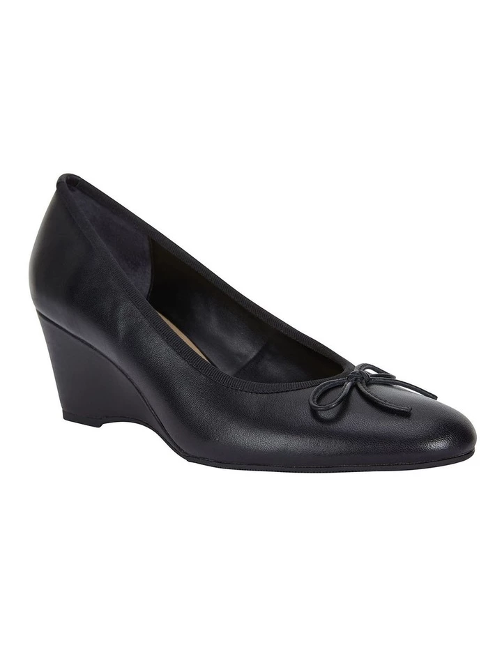 Easy Steps Manor Black Glove Heeled Shoes 2 Easy Steps Manor Black Glove Heeled Shoes - Image 2