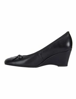Easy Steps Manor Black Glove Heeled Shoes 9 Easy Steps Manor Black Glove Heeled Shoes -Deals Shoes Store 830830150 3 720x928