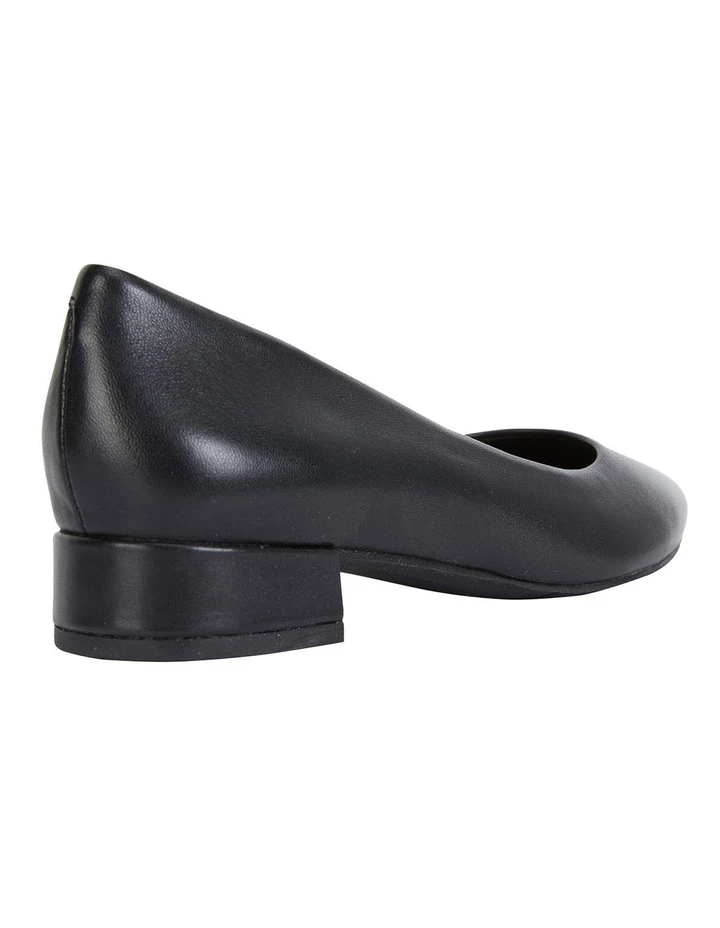 Easy Steps Janine Black Glove Heeled Shoes 4 Easy Steps Janine Black Glove Heeled Shoes - Image 4