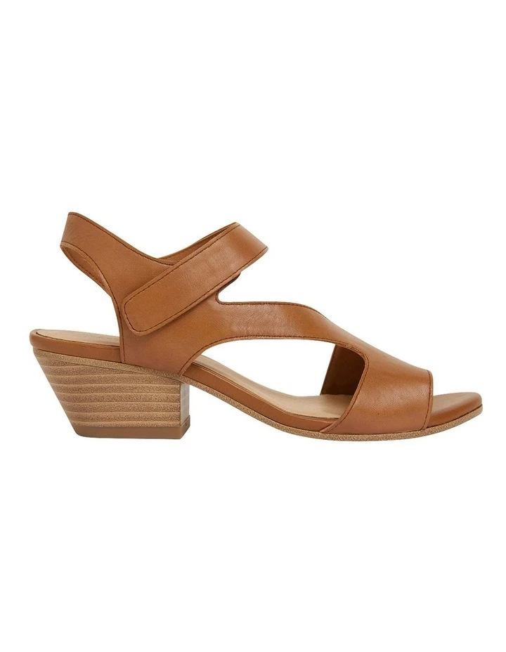 Easy Steps Venice Tan Glove Sandal 1 Easy Steps Venice Tan Glove Sandal