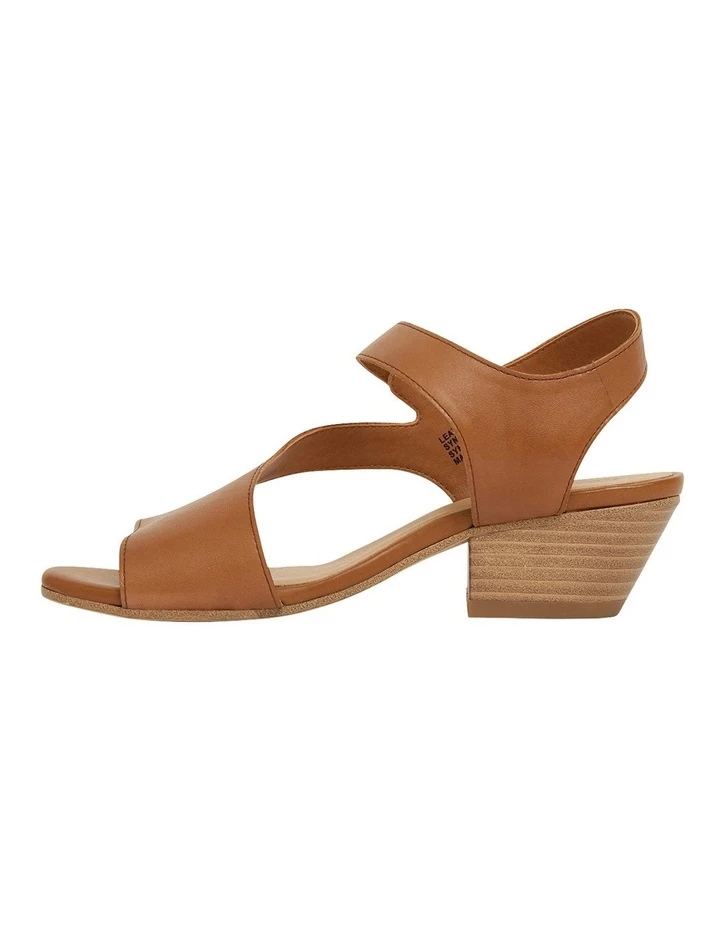 Easy Steps Venice Tan Glove Sandal 3 Easy Steps Venice Tan Glove Sandal - Image 3